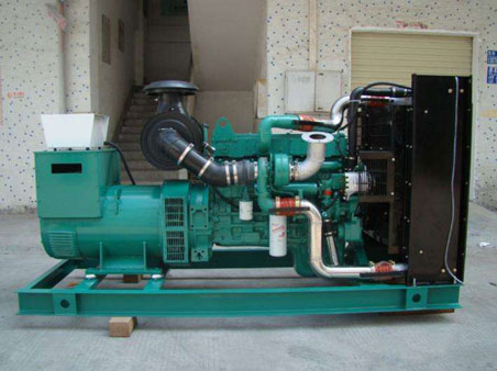 黔西1100kw康明斯柴油发电机组图片 黔西1100kw康明斯柴油发电机组图片